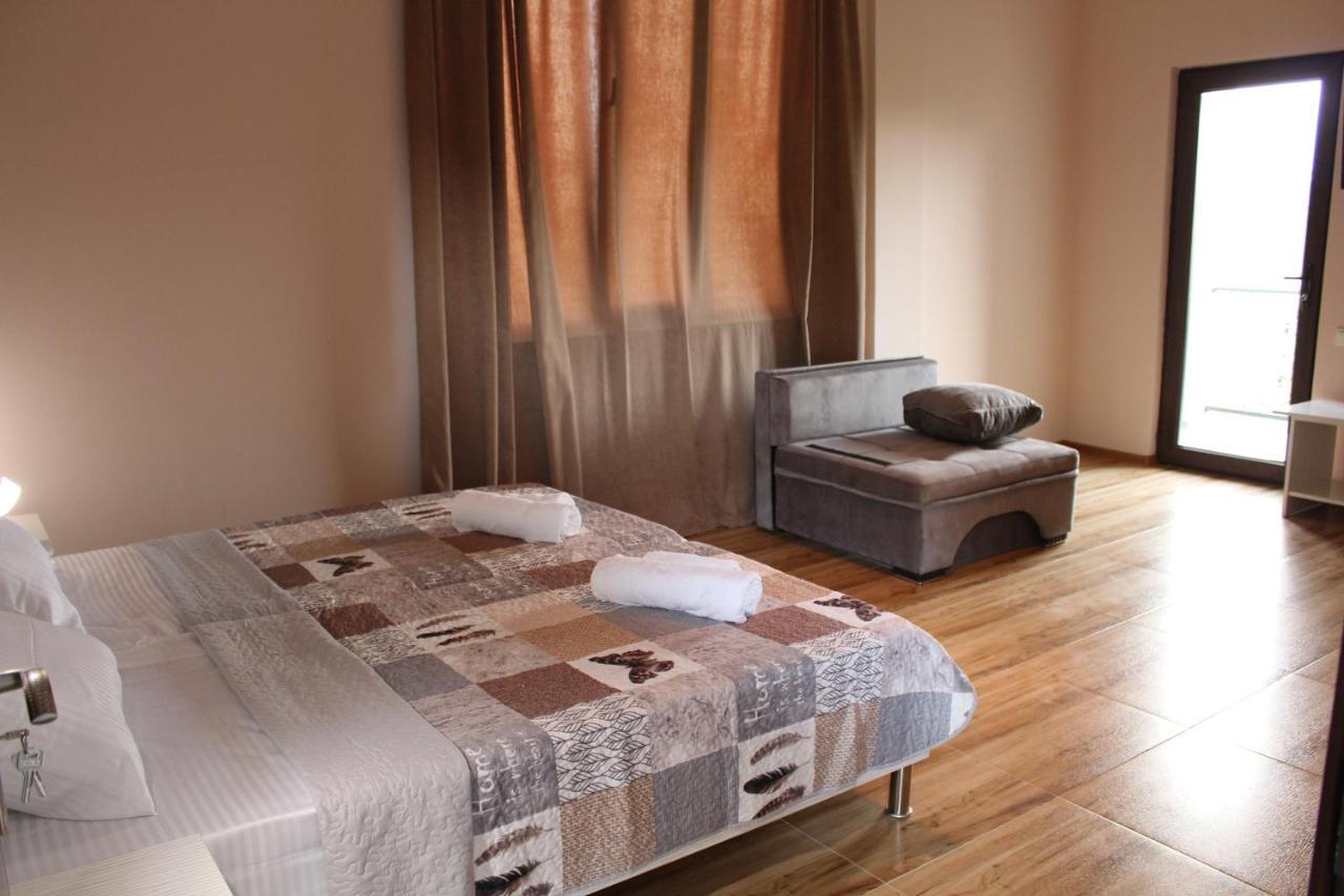 Sunny Days Hotel Kobuleti Exterior photo